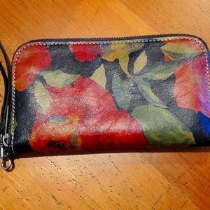 Patricia Nash zippered wallet wristlet